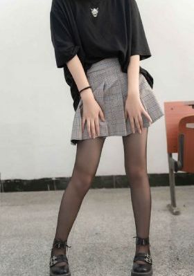 调教壮汉警察队长为奴_TS成事在人免费观看