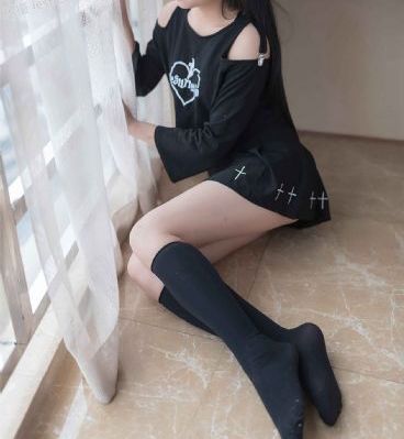 十四岁小女孩离家出走怎么办_手机视频免费在线观看播放