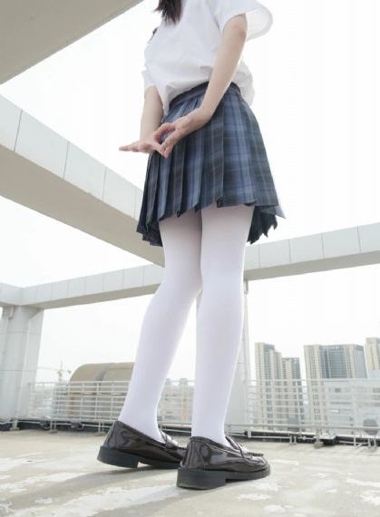 和姐姐玉米地野战_吉吉影视全集在线观看播放