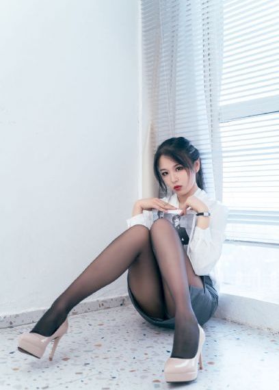 不让穿乳罩随时揉h总裁_HD中字HD高清在线观看