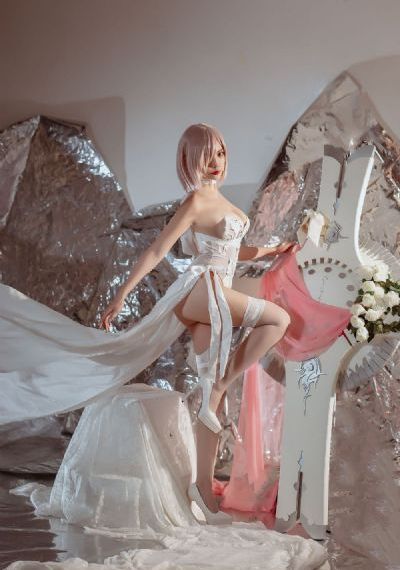 当众被扒开腿任人玩弄的小说_手机看片免费高清观看