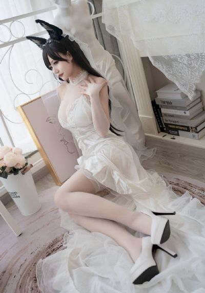 又粗又硬边摸边做的视频_中英字幕HD在线观看