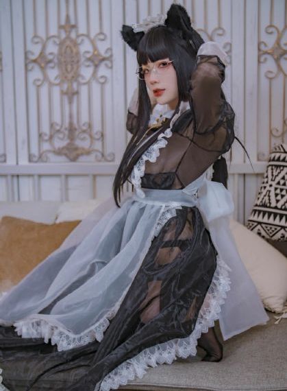 自拍中文高清乱伦_首映在线观看完整视频大全