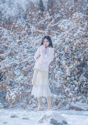 丝袜美腿亚洲一区_手机影视未删减版在线观看