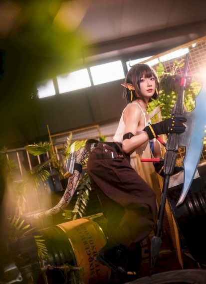 丰满大胸比基尼美女_HD1080P在线观看高清