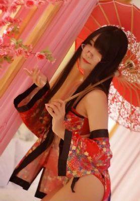 老阿姨最后的巅峰视频_国产电影高清迅雷在线观看