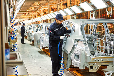 匠心詮釋豪華品質(zhì) 走進寶沃汽車工業(yè)4.0智能工廠